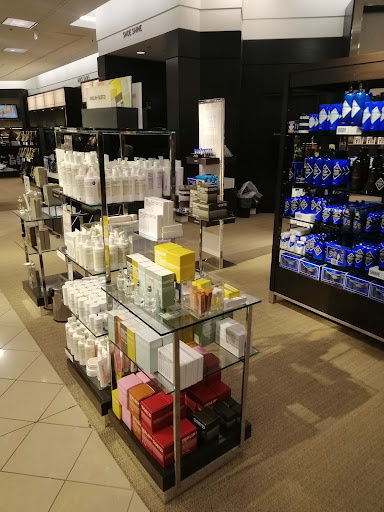 Department Store «Nordstrom Tysons Corner Center», reviews and photos, 8075 Tysons Corner Center, McLean, VA 22102, USA