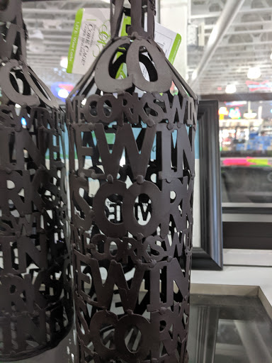 Liquor Store «Chambers Wine and Liquor», reviews and photos, 15260 E Iliff Ave, Aurora, CO 80014, USA