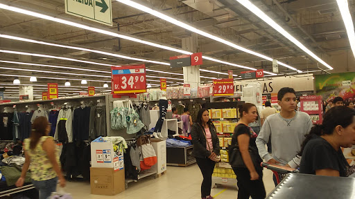 Tiendas para comprar ropa niños Cusco