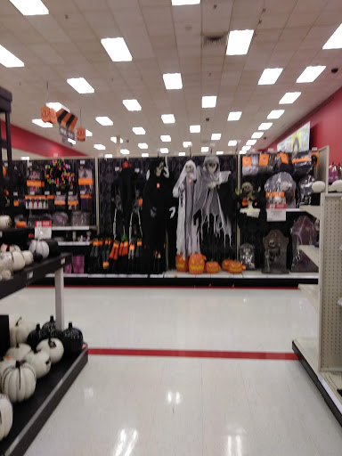 Department Store «Target», reviews and photos, 850 W North Ave, Melrose Park, IL 60160, USA