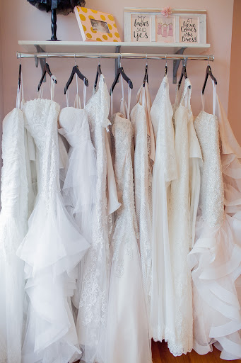 Bridal Shop «Here Comes The Dress», reviews and photos, 850 E 1050 N #101, Chesterton, IN 46304, USA