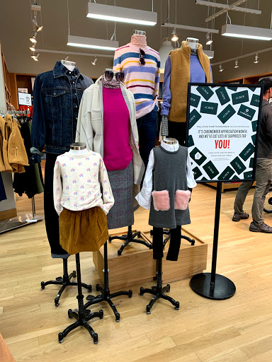 Clothing Store «J.Crew Factory», reviews and photos, 460 Evergreen Ct, Central Valley, NY 10917, USA