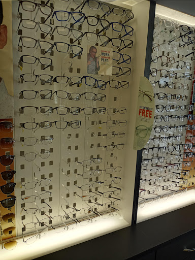 Eye Care Center «Visionworks - Fontainebleau Square», reviews and photos, 10071 W Flagler St Ste C 100, Miami, FL 33174, USA