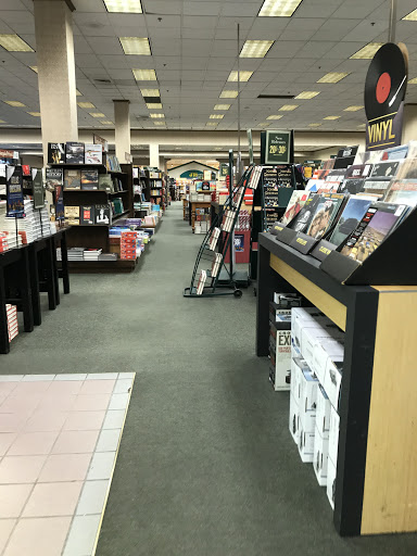 Book Store «Barnes & Noble», reviews and photos, 2900 Peachtree Rd NW #310, Atlanta, GA 30305, USA