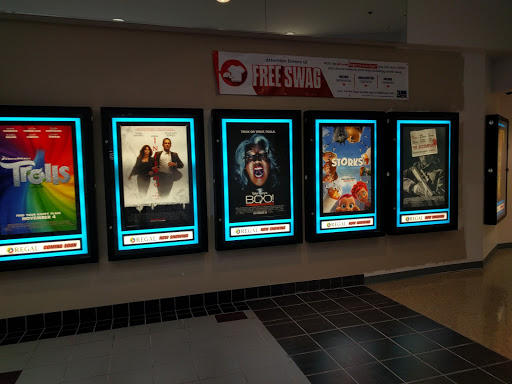 Movie Theater «Regal Cinemas Ballston Common 12», reviews and photos, 671 N Glebe Rd, Arlington, VA 22203, USA