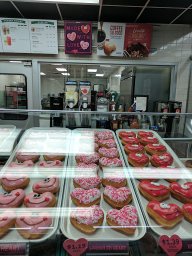 Bakery «Krispy Kreme Doughnuts», reviews and photos, 8601 1st Ave N, Birmingham, AL 35206, USA