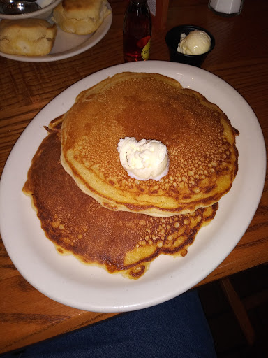 American Restaurant «Cracker Barrel Old Country Store», reviews and photos, 675 Buford Hwy, Cumming, GA 30040, USA