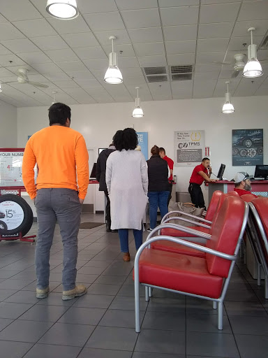 Tire Shop «Discount Tire», reviews and photos, 1901 Dallas Pkwy, Plano, TX 75093, USA