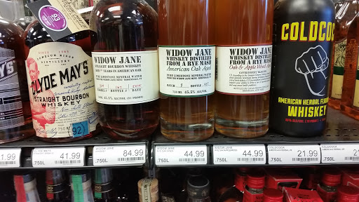 Liquor Store «Star Liquor @ Big Bend Road», reviews and photos, 13192 US-301, Riverview, FL 33578, USA