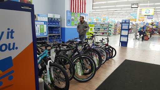 Department Store «Walmart Supercenter», reviews and photos, 150 Smith Rd, St Charles, IL 60174, USA