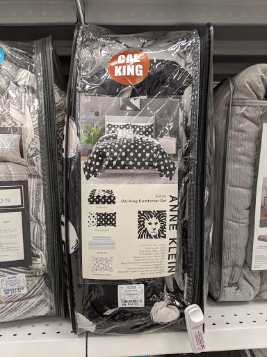 Clothing Store «Ross Dress for Less», reviews and photos, 1082 S Mt Vernon Ave, Colton, CA 92324, USA