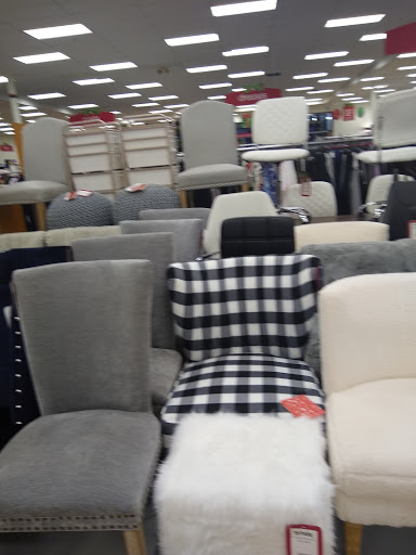 Shopping Mall «North Andover Mall», reviews and photos, 350 Winthrop Ave, North Andover, MA 01845, USA