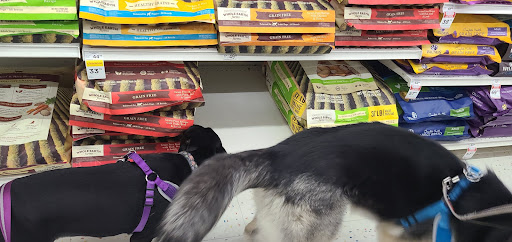 Pet Supply Store «Petco Animal Supplies», reviews and photos, 1311 E Army Post Rd, Des Moines, IA 50315, USA