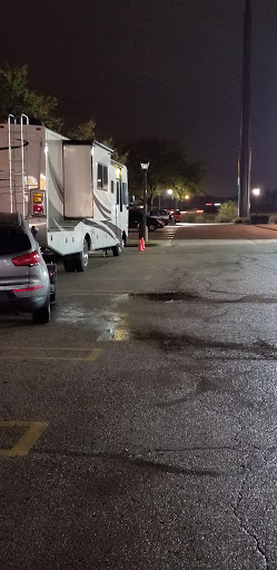 American Restaurant «Cracker Barrel Old Country Store», reviews and photos, 2421 Old Country Inn Dr, Caseyville, IL 62232, USA