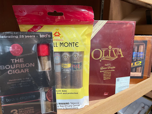 Tobacco Shop «Tigua Smoke Shop», reviews and photos, 144 S Zaragoza Rd, El Paso, TX 79907, USA