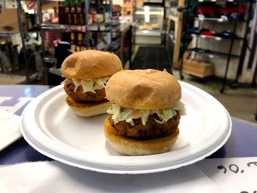 Seafood Market «Pine Tree Seafood & Produce», reviews and photos, 655 US-1, Scarborough, ME 04074, USA