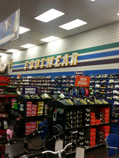 Sporting Goods Store «Big 5 Sporting Goods», reviews and photos, 2211 S College Ave, Fort Collins, CO 80525, USA