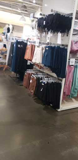 Clothing Store «Old Navy», reviews and photos, 1949 E Camelback Rd, Phoenix, AZ 85016, USA