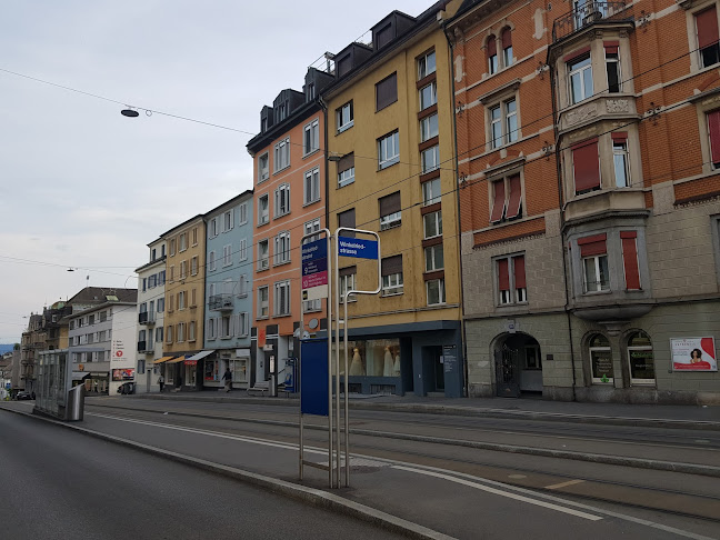 Rezensionen über Winkelriedstrasse in Zürich - Campingplatz