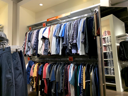 Clothing Store «Banana Republic Factory Store», reviews and photos, 1911 Chestnut St, Philadelphia, PA 19103, USA