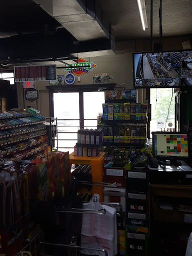 Grocery Store «Firehouse Grocery», reviews and photos, 547 S Mendenhall St, Greensboro, NC 27403, USA