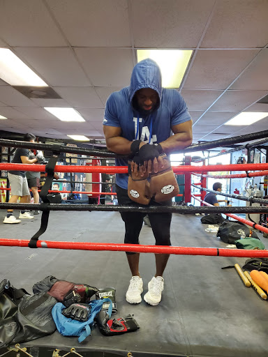 Boxing Gym «Silva Boxing-MMA», reviews and photos, 7533 Fallbrook Ave, West Hills, CA 91307, USA