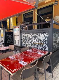 Atmosphère du Restaurant Le Fatra à Les Sables-d'Olonne - n°2