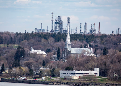 Oil refinery Québec