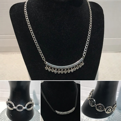 Used Clothing Store «Clothes Mentor», reviews and photos, 8601 W Cross Dr, Littleton, CO 80123, USA