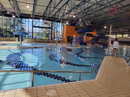 Complexe aquatique Michel-Leduc (Aquadôme)