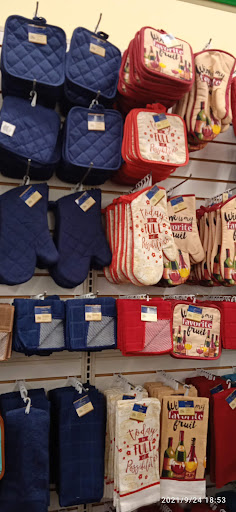 Dollar Store «Dollar Tree», reviews and photos, 3103 111th St #115, Naperville, IL 60564, USA