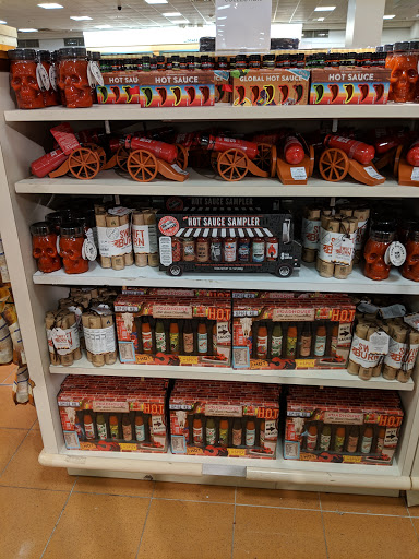 Department Store «Century 21 Department Store», reviews and photos, 1085 Old Country Rd, Westbury, NY 11590, USA