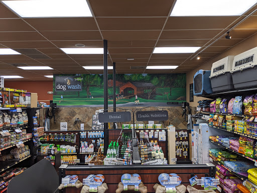 Pet Supply Store «Pet Valu», reviews and photos, 1305 West Seventh Street #28, Frederick, MD 21702, USA