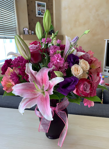 Florist «Torrance Flower Shop», reviews and photos, 1400 Cravens Ave, Torrance, CA 90501, USA