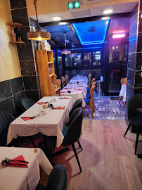 Atmosphère du Restaurant Baba Bey - Gastronomie Tunisienne Traditionnelle à Paris - n°6