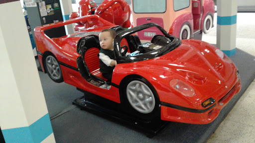 Shopping Mall «Sun-Vet Mall», reviews and photos, 5801 Sunrise Hwy, Holbrook, NY 11741, USA