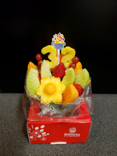 Gift Shop «Edible Arrangements», reviews and photos, 3130 Sugarloaf Pkwy, Lawrenceville, GA 30045, USA