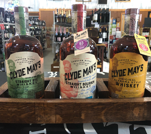 Liquor Store «Chestnut Mountain Wine and Spirits», reviews and photos, 4755 Martin Rd, Flowery Branch, GA 30542, USA