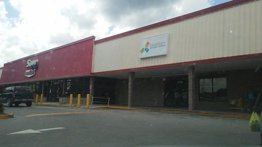 Shopping Mall «Southside Shopping Center», reviews and photos, 1415 S 14th St, Leesburg, FL 34748, USA