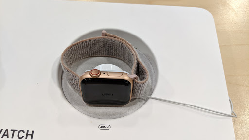 Electronics Store «Best Buy», reviews and photos, 350 W Army Trail Rd, Bloomingdale, IL 60108, USA