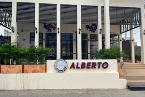 Alberto Restaurant image