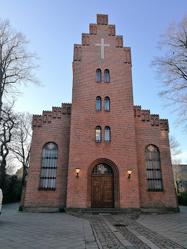 Anmeldelser af Byens Valgmenighed i Nørrebro - Kirke