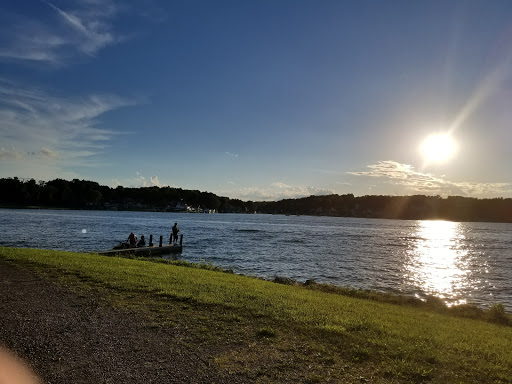 Tourist Attraction «Apple Valley Lake», reviews and photos, Apple Valley Dr, Howard, OH 43028, USA