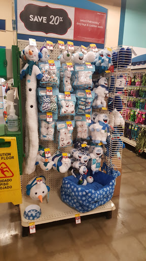 Pet Supply Store «PetSmart», reviews and photos, 11501 Metcalf Ave, Overland Park, KS 66210, USA