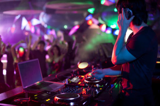 TOP-DJ MANNHEIM & HEIDELBERG | Hochzeits-DJ · Party-DJ · Event-DJ