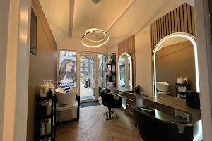 Hairboutique Maevy image