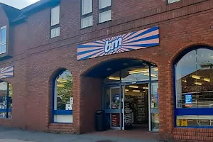 B&M Store image