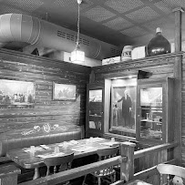 Atmosphère du Restaurant de grillades à l'américaine Old Wild West à Vaulx-en-Velin - n°13