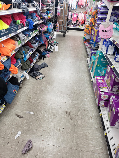 Discount Store «Dollar General», reviews and photos, 925 N Park Dr, Evansville, IN 47710, USA