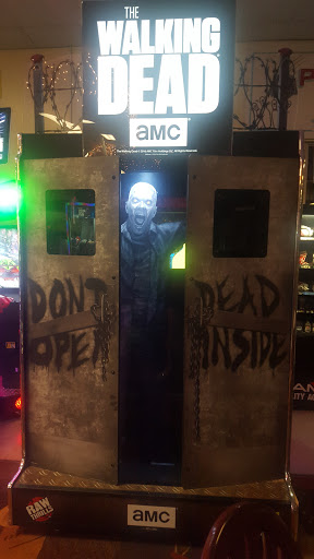 Bowling Alley «Whitestone Lanes», reviews and photos, 30-05 Whitestone Expy, Flushing, NY 11354, USA